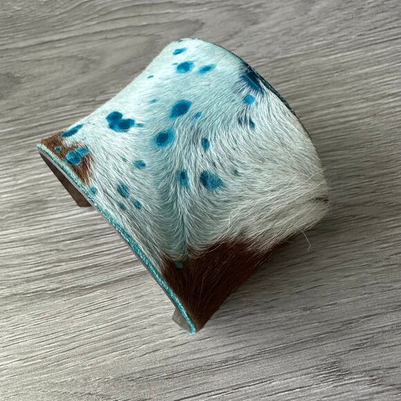 Rustic Cuff Cowhide Wide Cuff Bracelet Turquoise & Brown - Picture 2 of 9